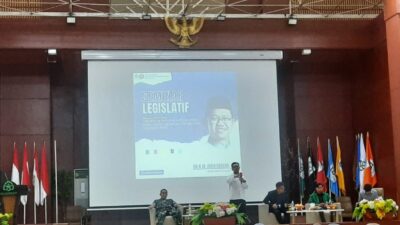 Gandeng Ketua Fraksi PPP DPR RI, SEMA FDK UINAM Sukses Gelar Seminar Legislatif