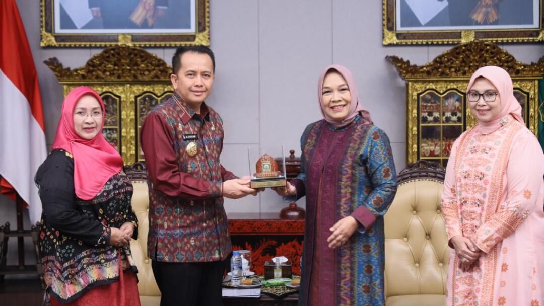 Pj Gubernur Agus Fatoni Harapkan Peran Anggota Untuk Program IIPK BSB Fokus Pada Upaya Penurunan Stunting dan Kemiskinan Ekstrem