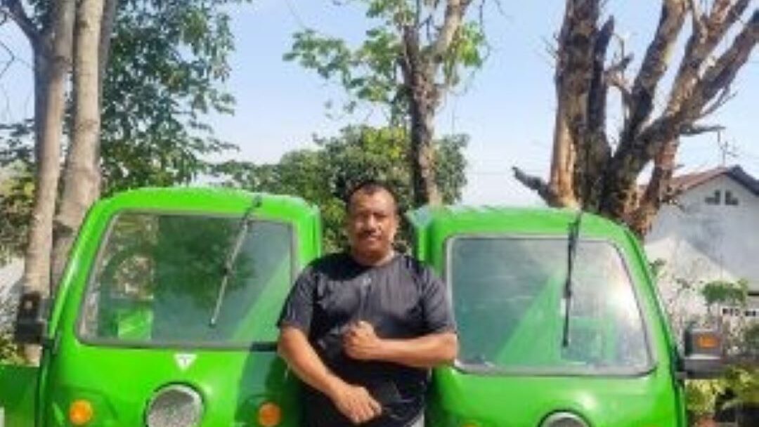 Sembilan Kelurahan Mendapatkan Motor Sampah Listrik Dari Camat Maulafa