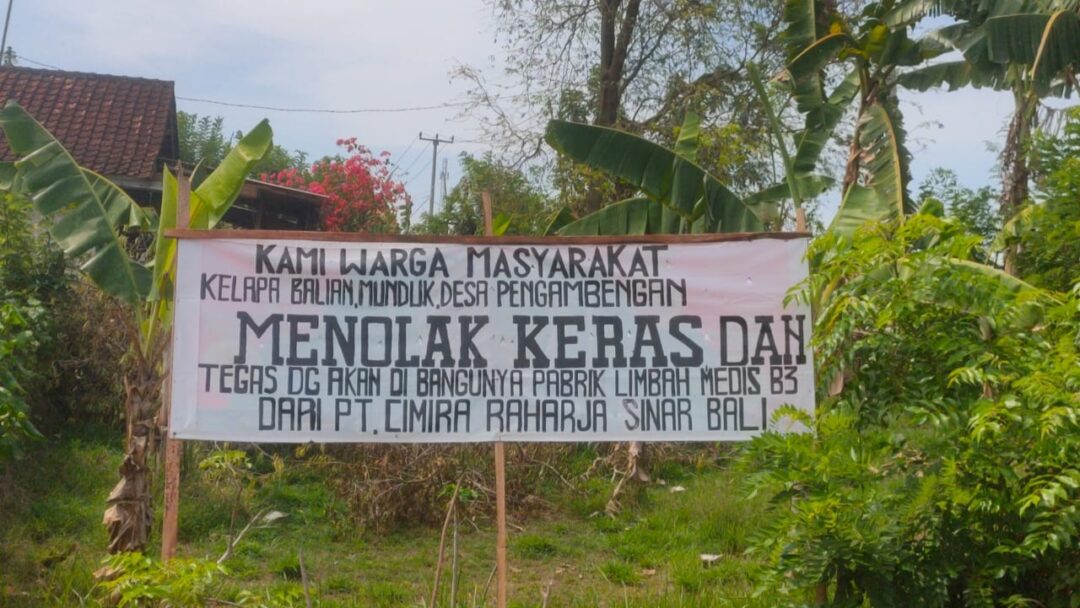 Warga Pengambengan Tolak Pembangunan Pabrik Limbah B3