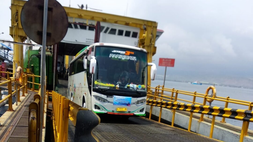 52 Kapal Siap Layani Penyeberangan Selat Bali Jelang Nataru