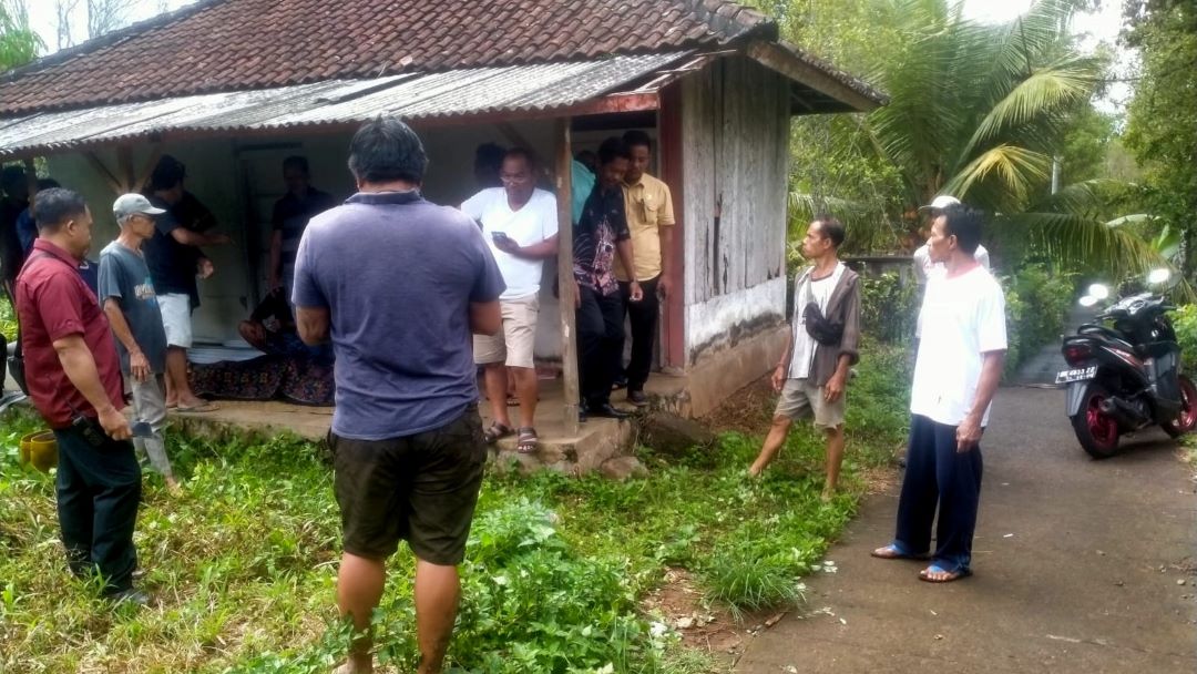 Warga Asah Duren Ditemukan Meninggal Dunia di Pinggir Jalan