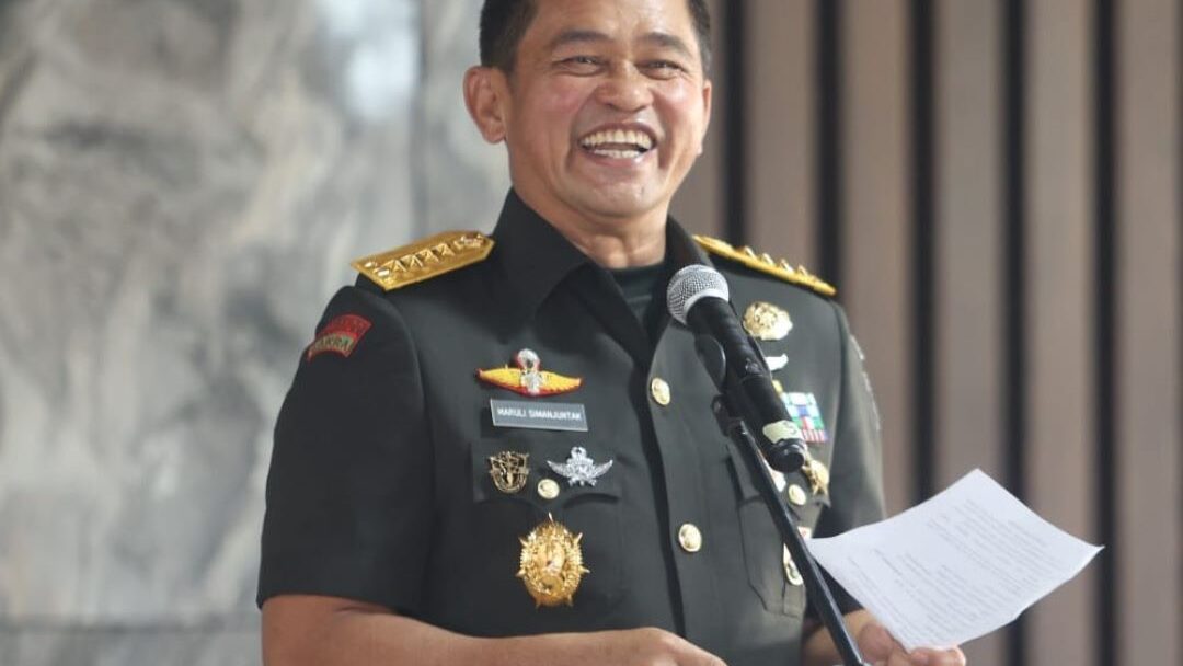 Kasad Pimpin Sertijab, Mantan dan Paspampres Jabat Pangdam V/Brawijaya