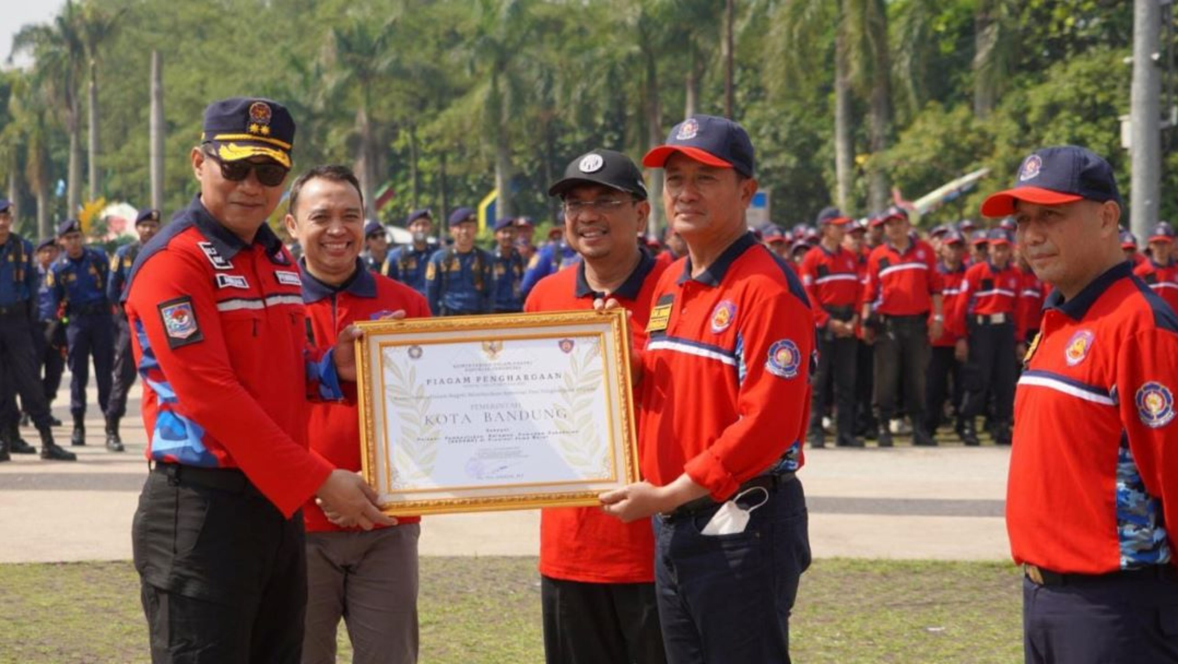 Ditjen Bina Adwil Kukuhkan Redkar Kota Bandung Tingkatkan Layanan Masyarakat
