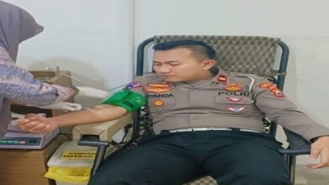 Akhir Tahun, Satlantas Polrestabes Makassar Ajak Pemuda Donor Darah