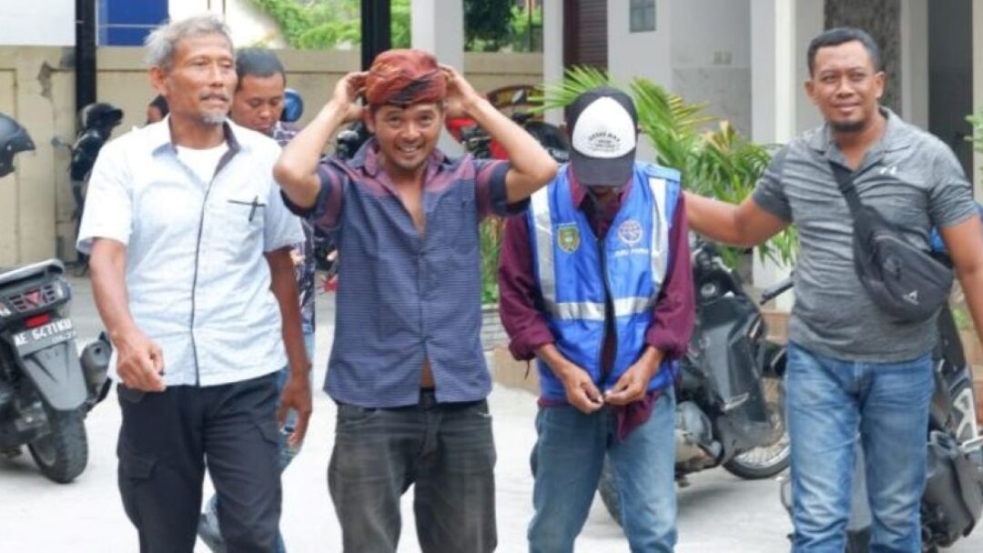 Polres Madiun Menangkap Dua Tersangka Diduga Melakukan Perusakan Bendera Partai Demokrat