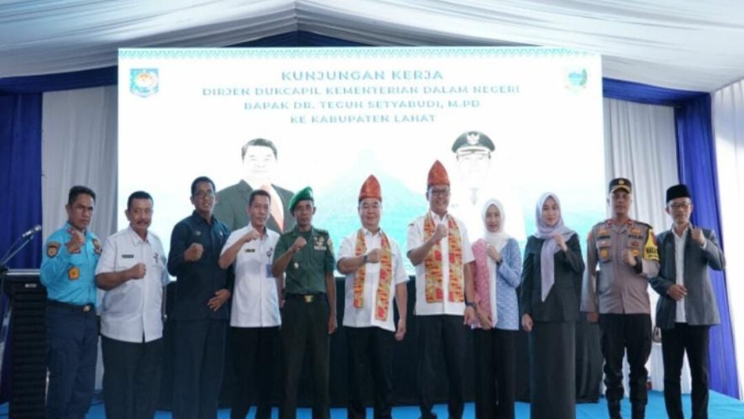 Launching Layanan Adminduk Bersama Dirjen Dukcapil Kemendagri Dan PJ Bupati Lahat