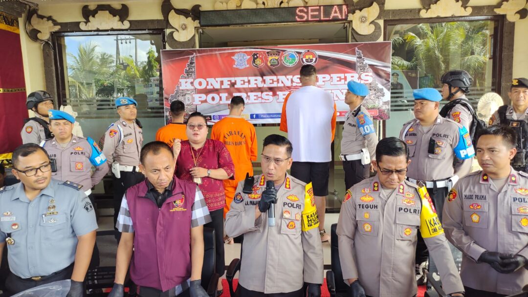Tim Gabungan Bareskrim Polri Dan Polda Bali Amankan 4 WNA Sebagai Tersangka Kasus Penembakan WNA Di Villa The Palm House