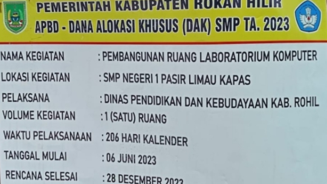 Soroti Kinerja Dinas Pendidikan Rokan Hilir Terkait Pembangunan Gedung Sekolah Yang Tak Kunjung Selesai