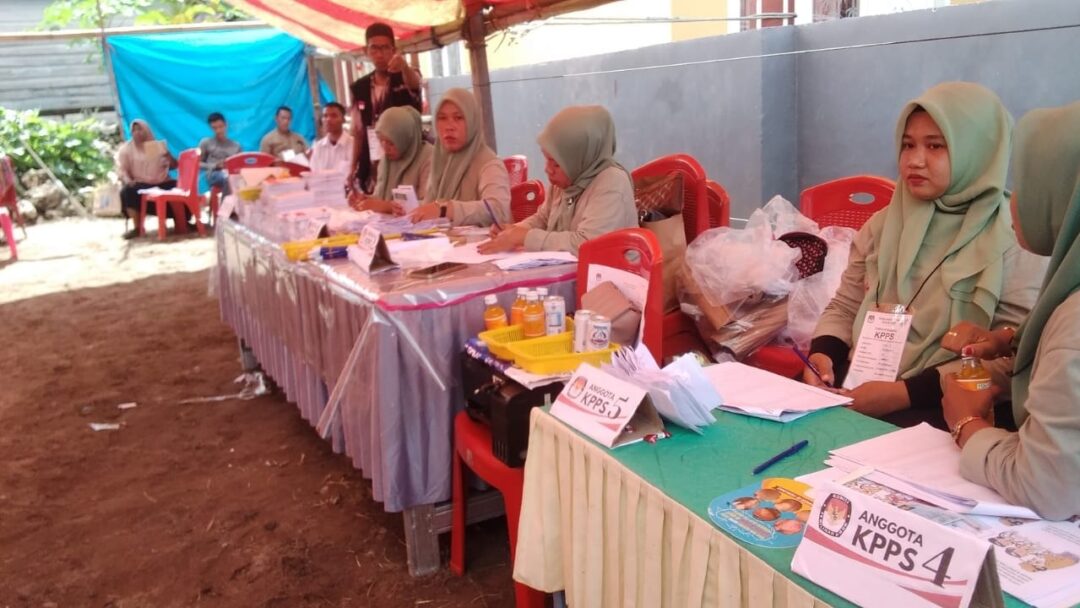 Izin Mengambil Gambar, Awak Media Dihentikan Petugas KPPS