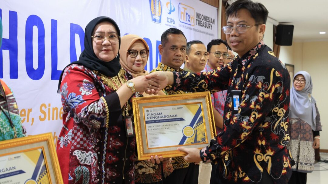 Ditjen Bina Keuda Kemendagri Sabet 5 Kategori Penghargaan Dari KPPN Jakarta IV