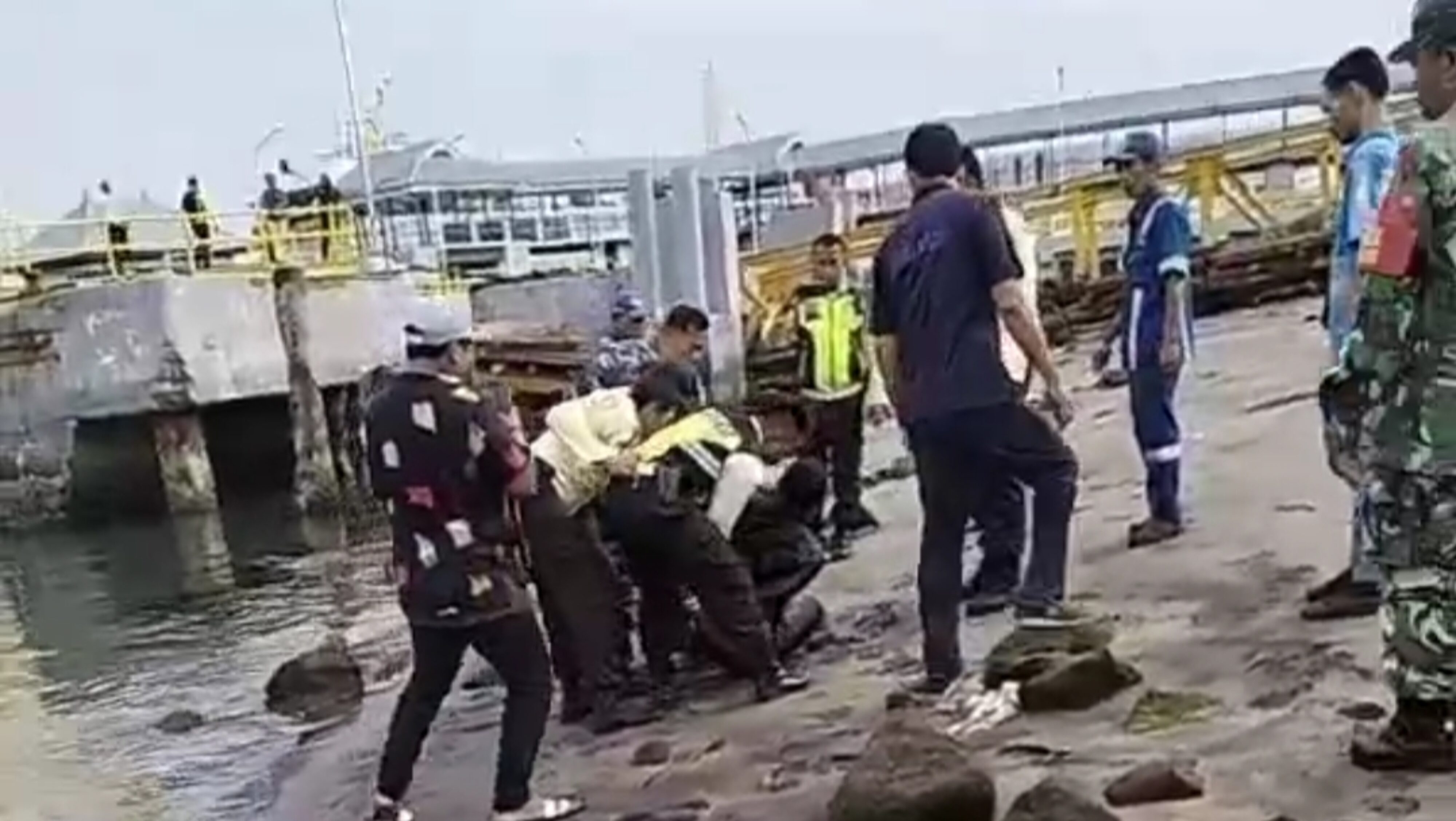 Dua Pencuri Motor Diringkus di Pelabuhan Gilimanuk, Satu Tercebur ke Laut