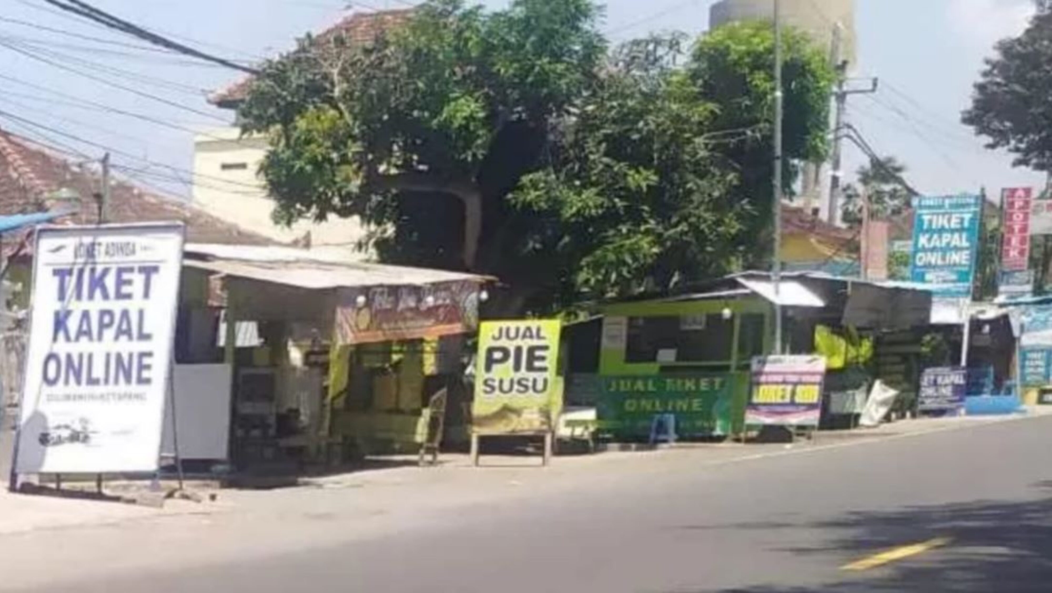 Menjamur, Gray Tiket Online Disinyalir Mark Up Harga, ASDP : Pihak Bank Yang Lebih Berkompenten Menghimbau