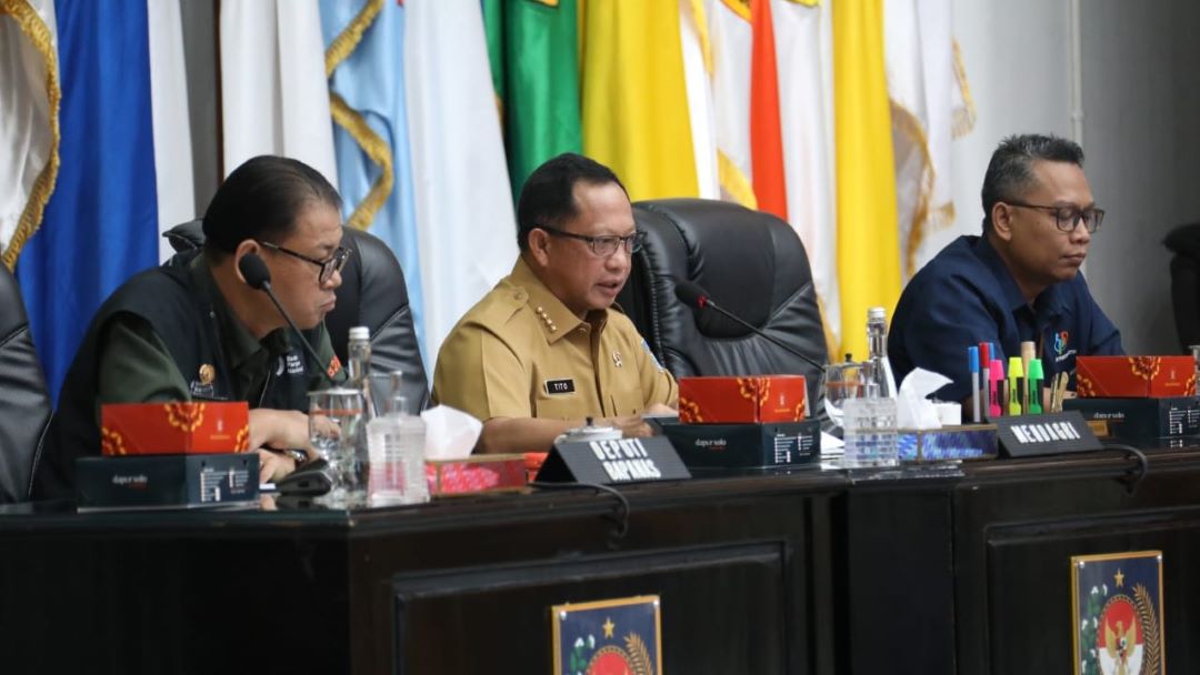 Mendagri Ingatkan Kepala Daerah Bantu Distribusi Logistik Pemilu dan Siagakan Fasilitas Kesehatan