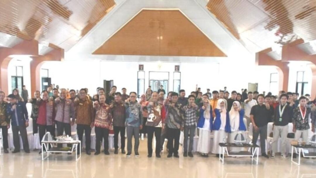 Apresiasi Kinerja Prof Zudan , Mahasiswa Minta Perpanjangan Masa Jabatan PJ Gubernur Sulbar