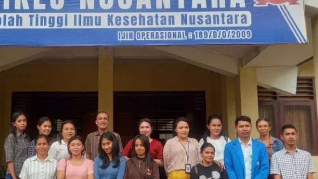 Desak Pihak Kampus Atas Kejelasan Nasib Mereka, Puluhan Mahasiswa Dan Alumni Mendatangi STIKES Nusantara