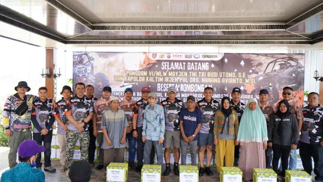 Polda Kaltim Bersama Kodam VI-Mulawarman Gelar Baksos Kepada Masyarakat Sekaligus Jajal Offroad Di Handil Kab. Kukar