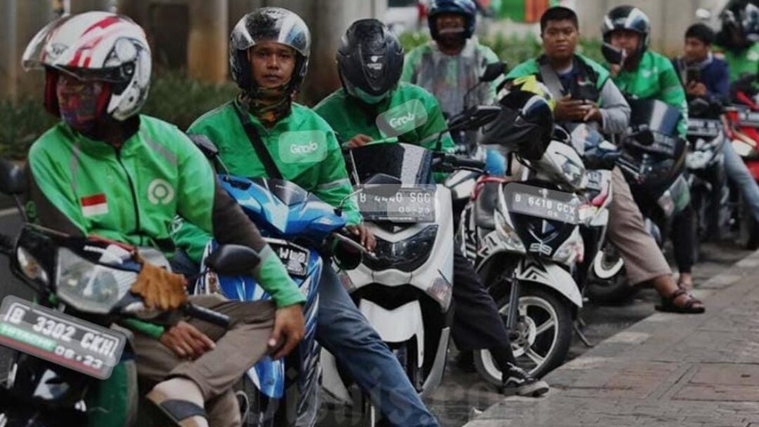 Perusahan Grab-Gojek Wajib Bayar THR ke Driver Ojol tahun ini