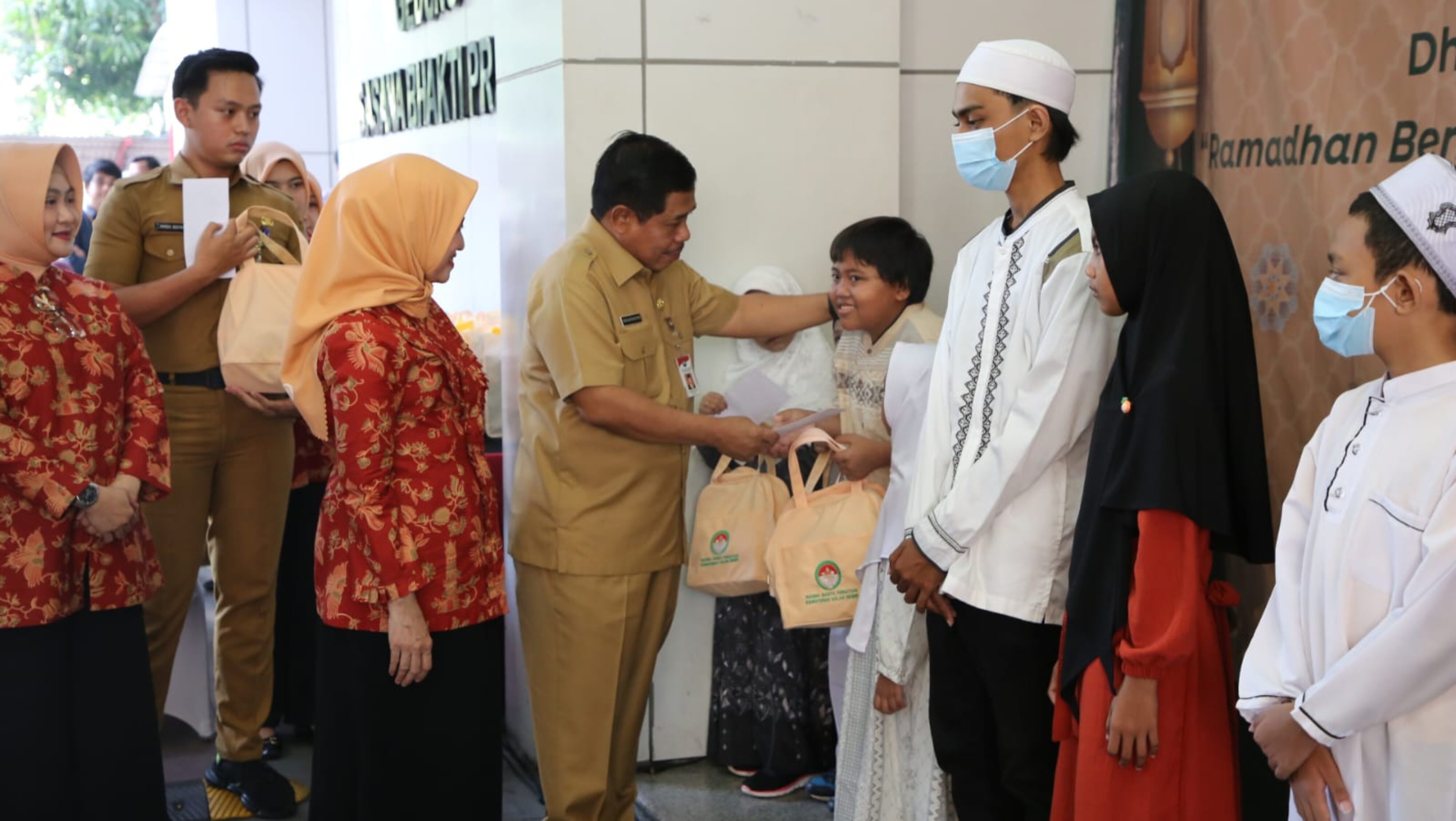Sambut Idulfitri 1445 Hijriah, Kemendagri Gelar Bakti Sosial dan Bazar Ramadan