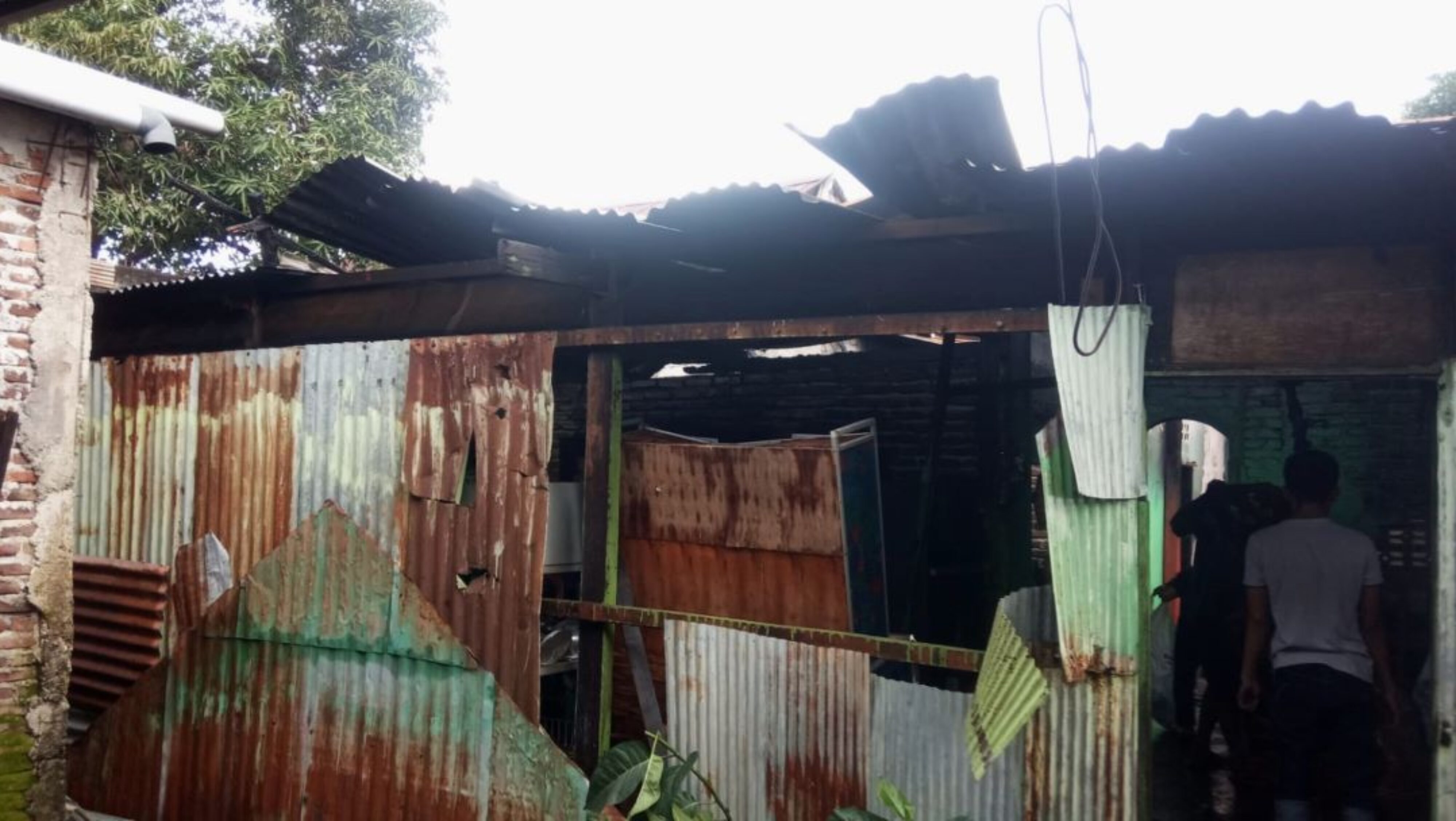 Usai Dilalap Api, Warga Kelurahan Tallo Ini Belum Mampu Bangun Rumahnya Akibat Tidak Miliki Biaya