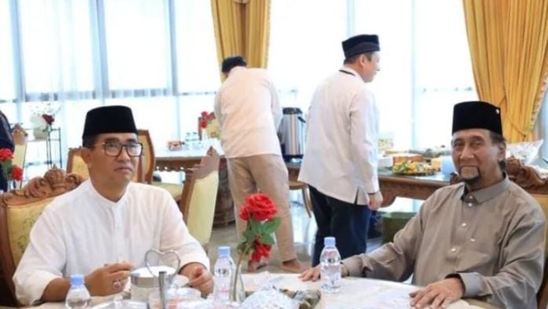 Pj Gubernur Kalimantan Timur Kunjungi Panti Asuhan Ar Rayan dan Silaturahmi ke Kedaton Kutai Kartanegara