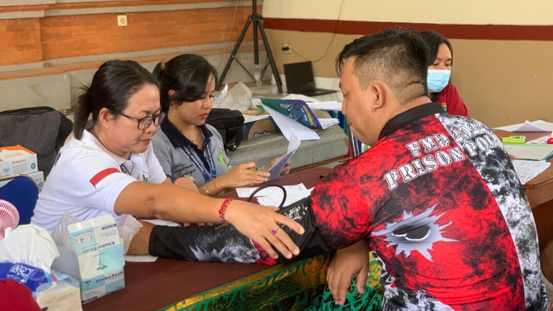 WBP dan Pegawai Rutan Negara Jalani Pemeriksaan Kesehatan dan Pengobatan Massal