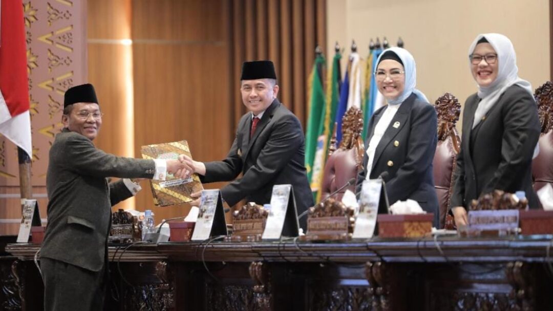 Pj Gubernur Fatoni Terima Rekomendasi DPRD Sumsel Terhadap LKPJ Gubernur Sumsel TA 2023
