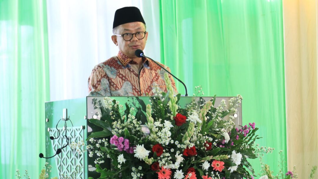 Pj. Wali Kota Bekasi, Gani Muhamad Hadiri Peletakan Batu Pertama Perluasan Masjid Al Ma’mur