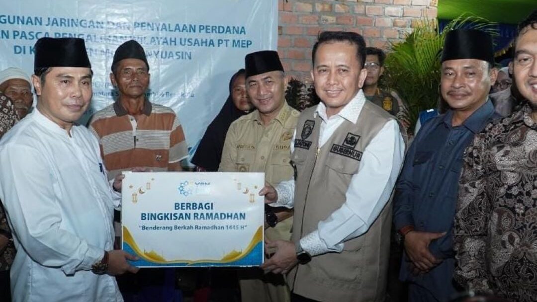 Gubernur Sumsel Fatoni : Berkah Ramadan, Setelah 20 Tahun Babat Supat Dialiri Listrik Jaringan PLN