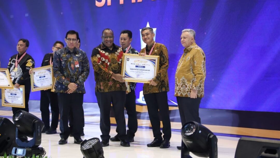 Buka SPM Awards 2024, Wamendagri Dorong Pemda Berikan Pelayanan Optimal Bagi Masyarakat