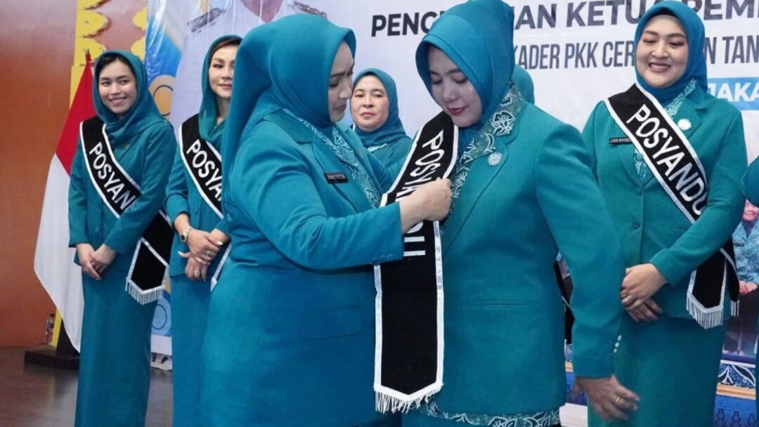 Pj Ketua TP PKK Sumsel Tyas Fatoni Kukuhkan Ketua Pembina Posyandu Kabupaten/Kota Se-Sumsel