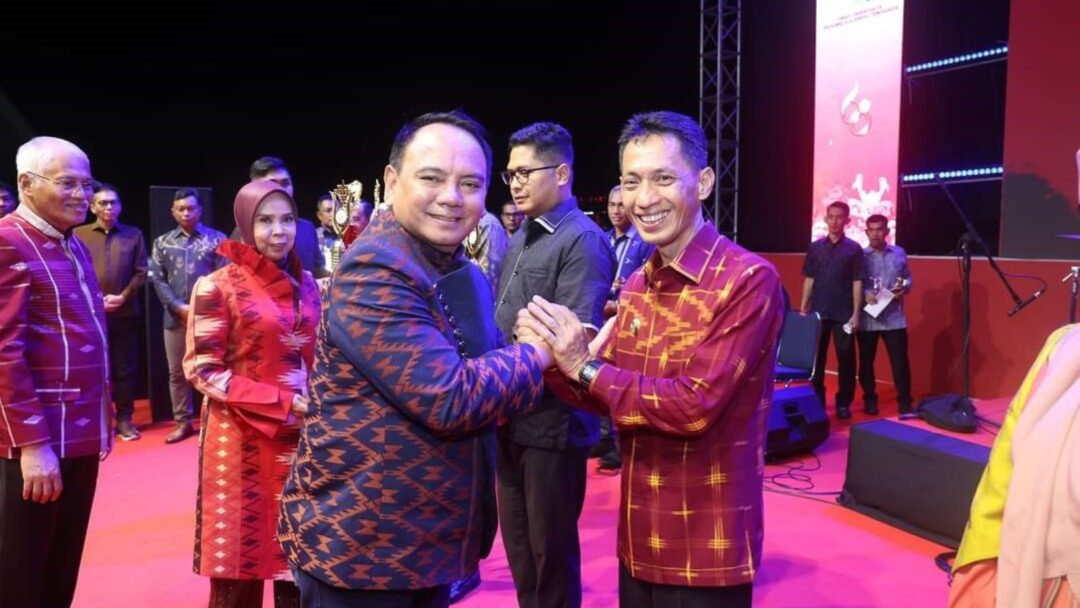 Pj Gubernur Sultra Hadiri Malam Ramah Tama HUT Ke-60 Sultra Sekaligus Membuka Event Halo Sultra