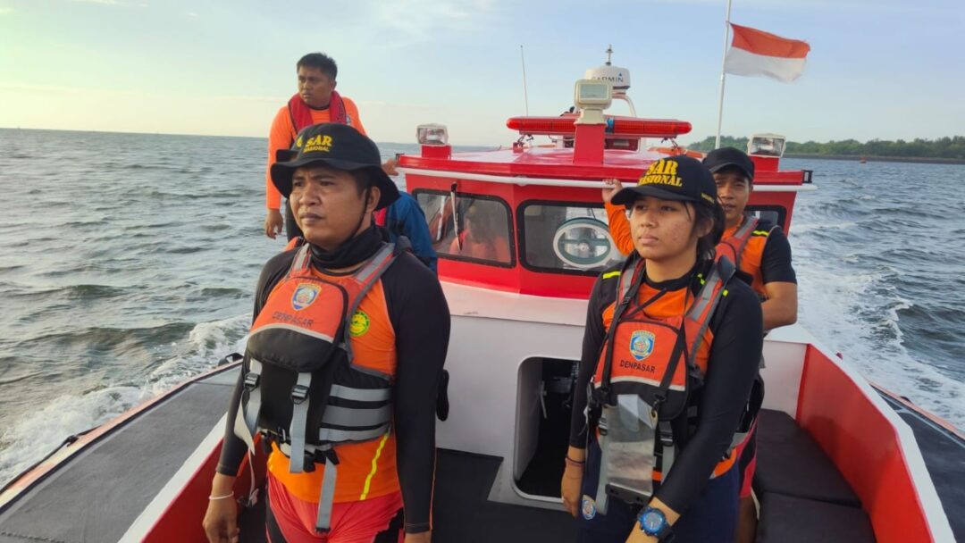 Kapal Yacht Berbendera Norwegia Mati Mesin Di Perairan Selat Badung, Diselamatkan Tim SAR
