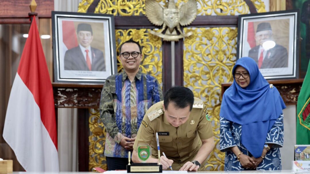 Tingkatkan Layanan Bidang Kesehatan, Pj Gubernur Agus Fatoni Teken MoU Jejaring Pengampuan Layanan Prioritas Rumah Sakit