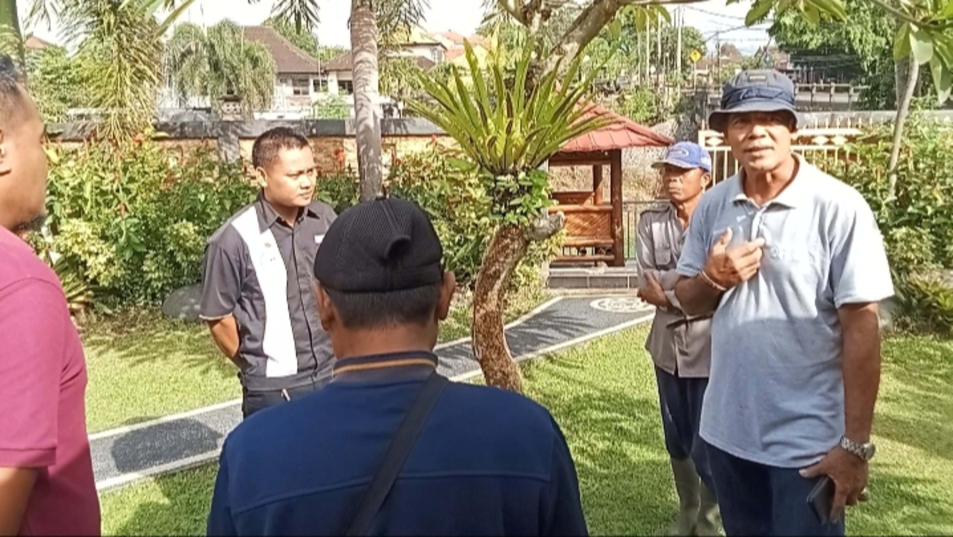 Warga Pertanyakan Izin Pemanfaatan Sempadan Sungai Ijogading oleh SPBU