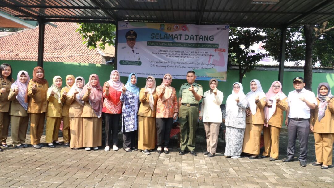 Yolla Gani Hadiri Pelayanan MKJP IUD Dan Implant Di Klinik Pratama Polkes Kesdam Jaya Kelurahan Margajaya