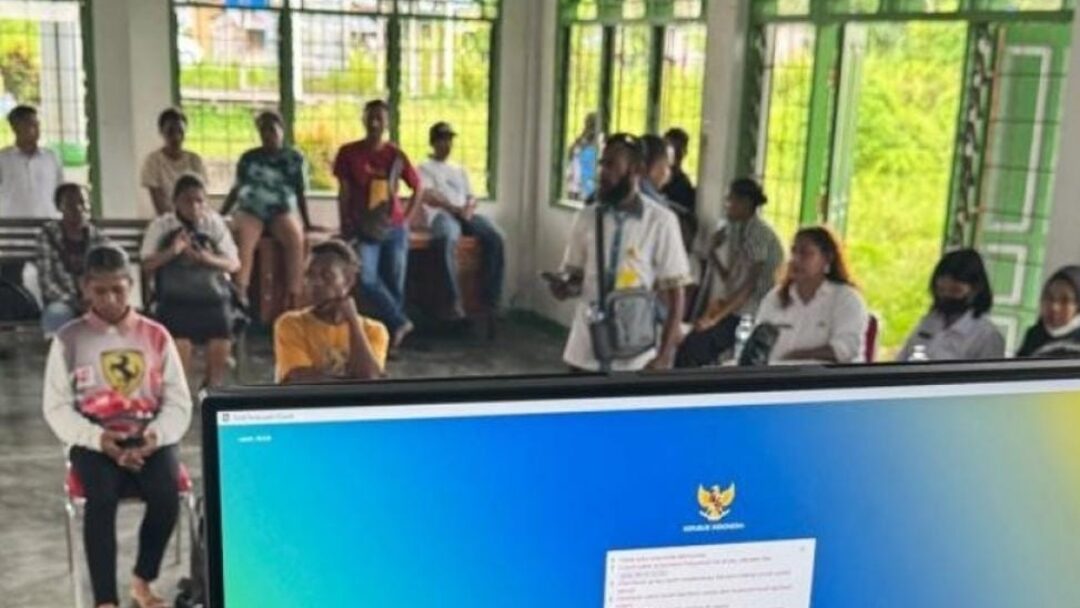 Jemput Bola di Keerom, Dukcapil Terbitkan 262 Dokumen Kependudukan