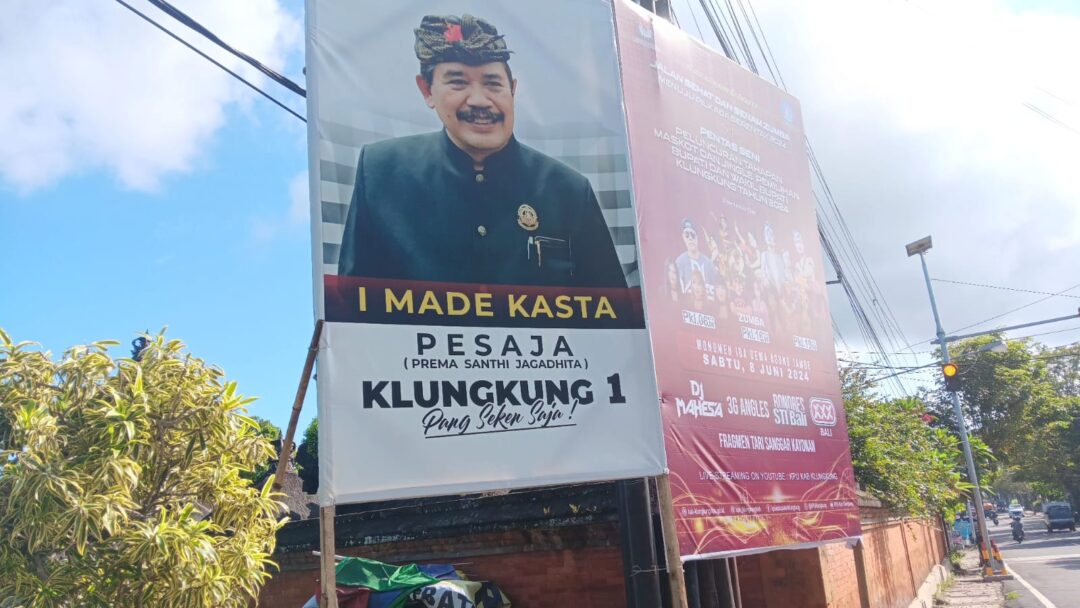 Baliho Jadi Calon Bupati Klungkung, Made Kasta Respon Santai