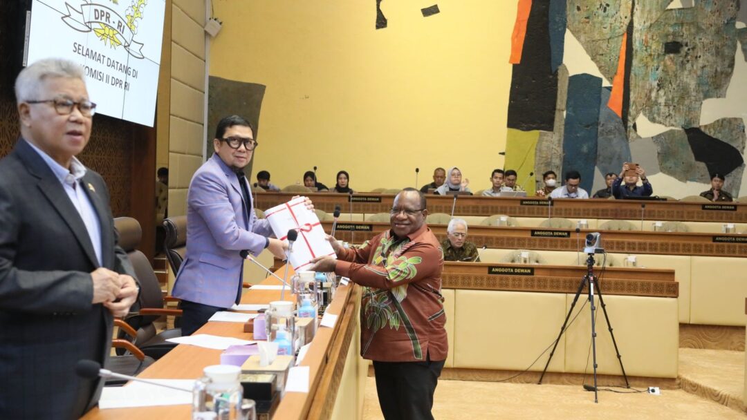 Pemerintah Setujui RUU 26 Kabupaten/Kota Dibahas Lebih Lanjut