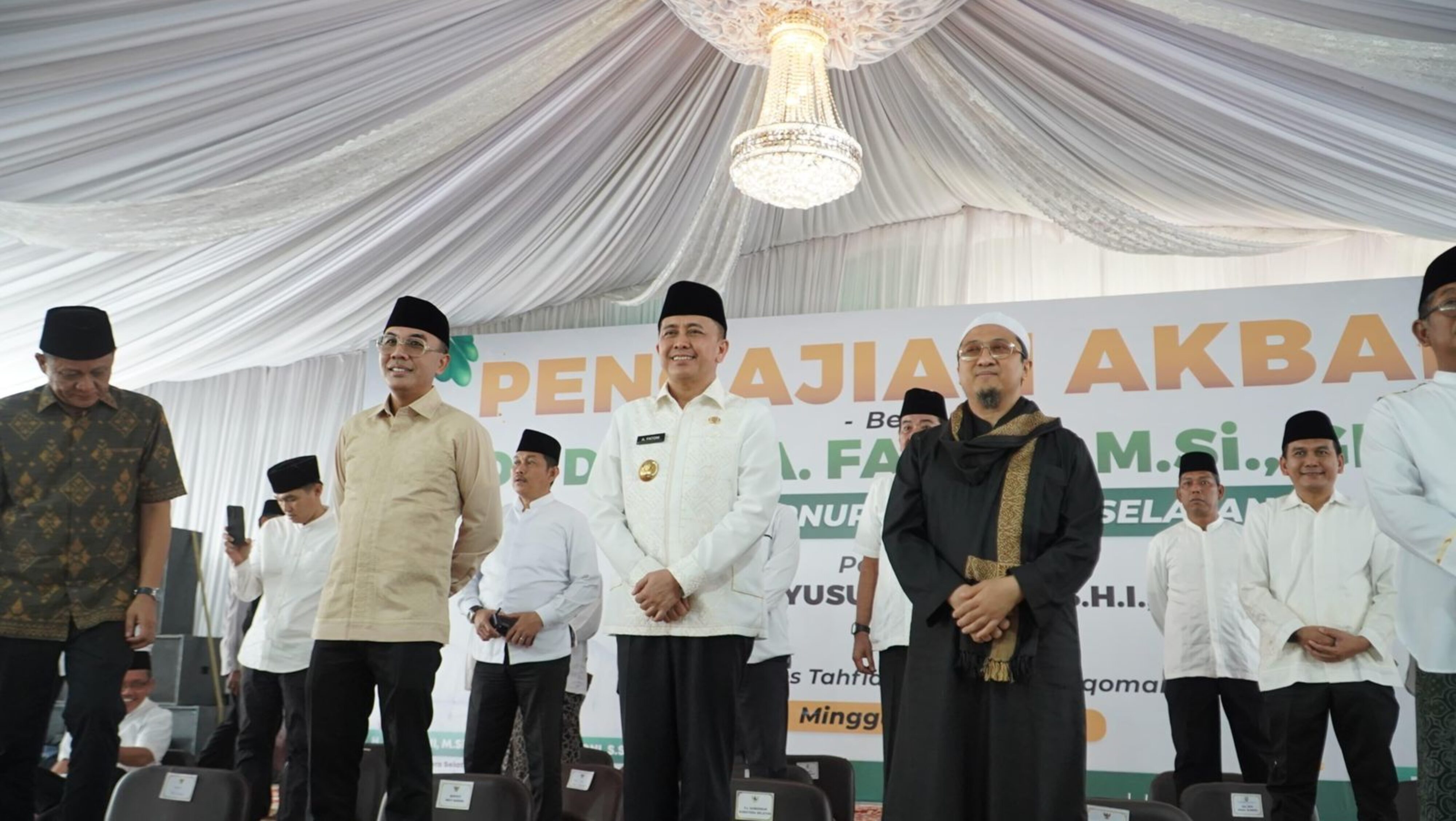Pj Gubernur Agus Fatoni Bersama Ustaz Yusuf Mansur Hadiri Pengajian Akbar Di Ponpes Tahfidz Al Hikmah Istiqomah