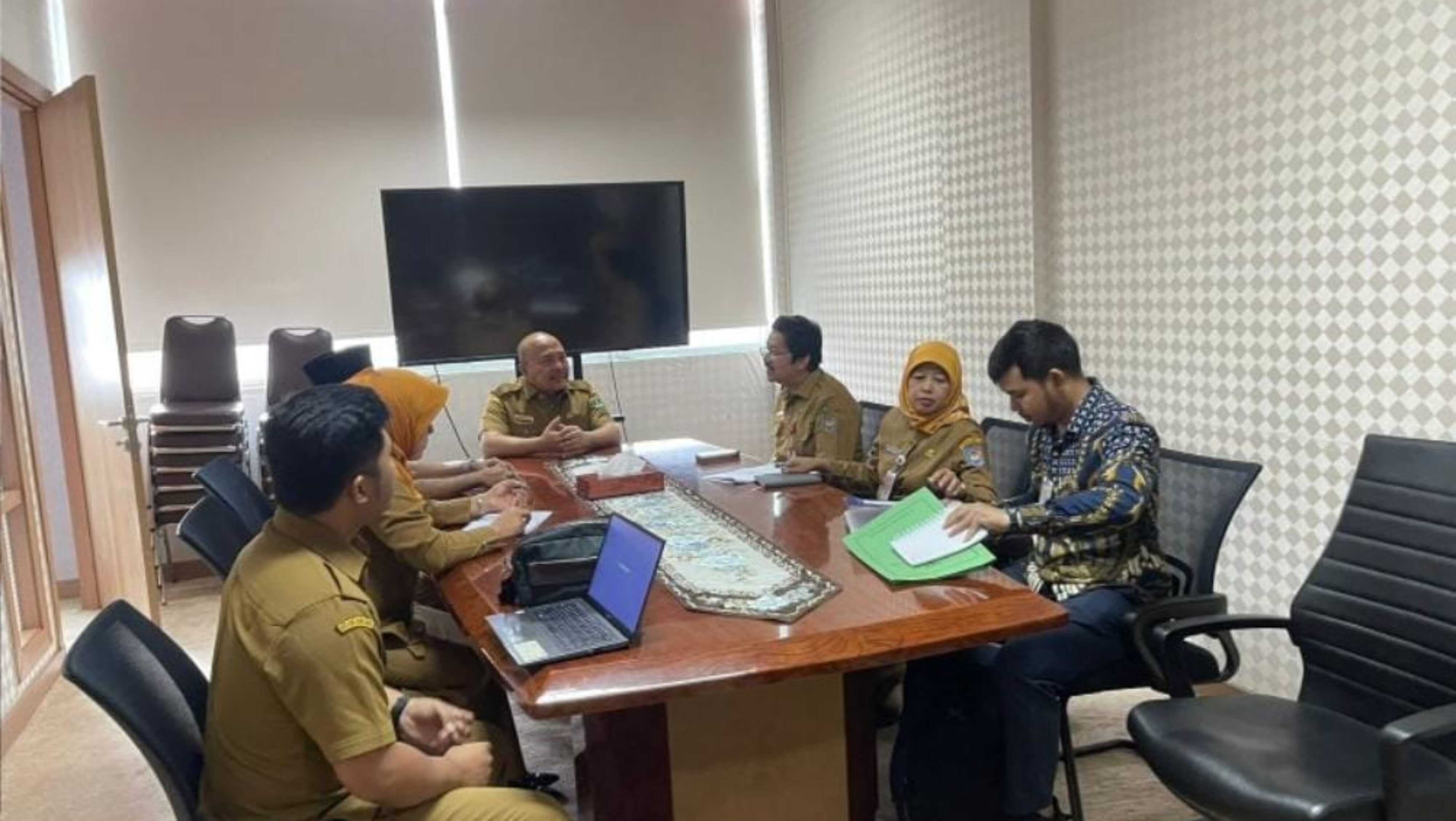 Ditjen Dukcapil Berikan Pembinaan SOTK Dinas Dukcapil Provinsi Sumatera Barat