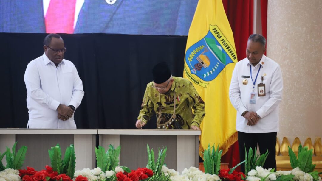 Wamendagri Dampingi Wapres Ma’ruf Amin Canangkan Program Strategis Nasional Dan Provinsi Papua Pegunungan