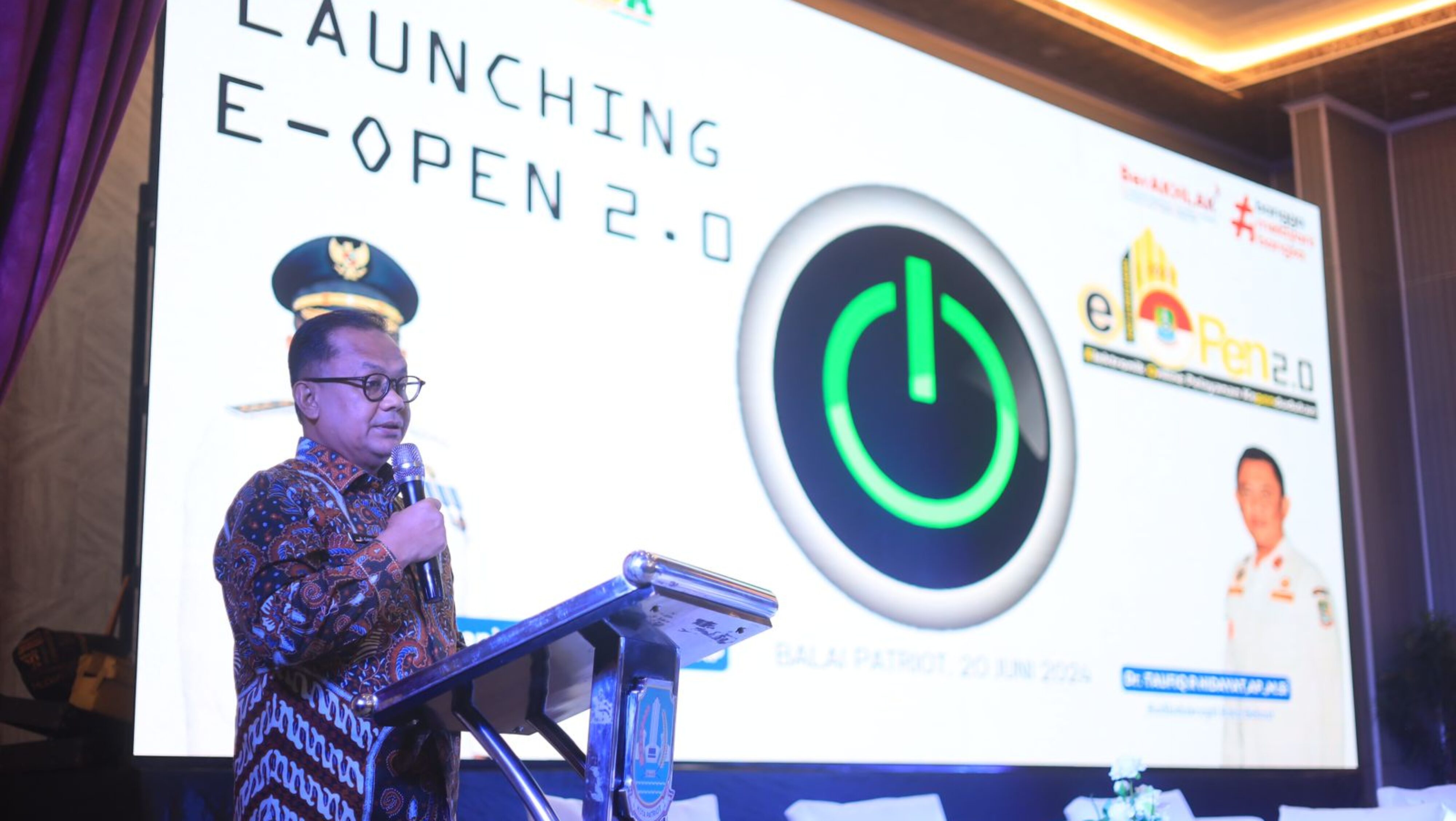 Pj. Wali Kota Bekasi Resmi Luncurkan Aplikasi E-Open 2.0