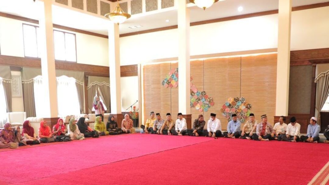 Pulang Ibadah Haji, Pj Gubernur Safrizal ZA Silaturahmi Dan Gelar Doa Syukur