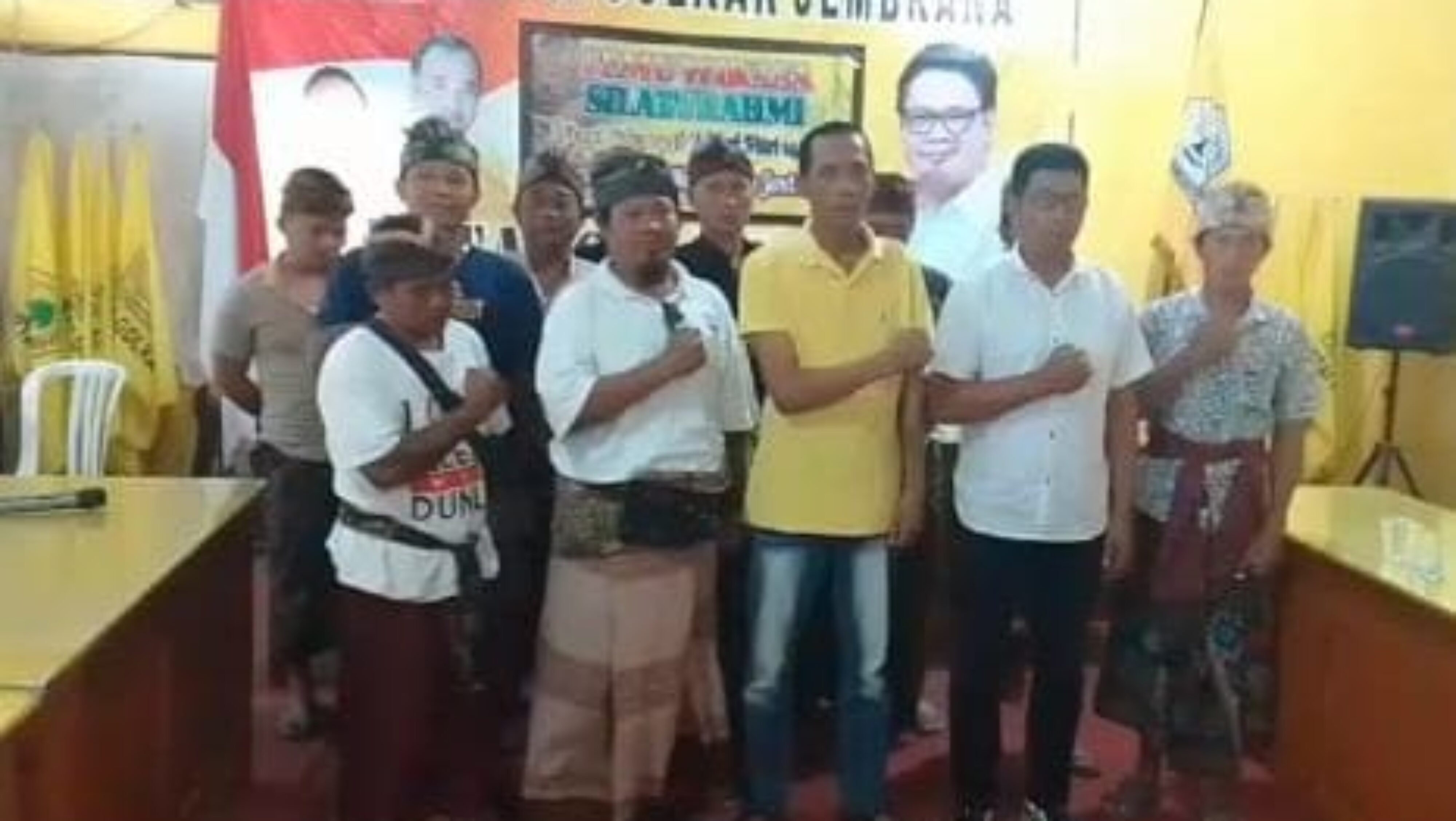 Warga Jembrana Serbu Kantor Golkar, Dorong Made Suardana Jadi Calon Wakil Bupati