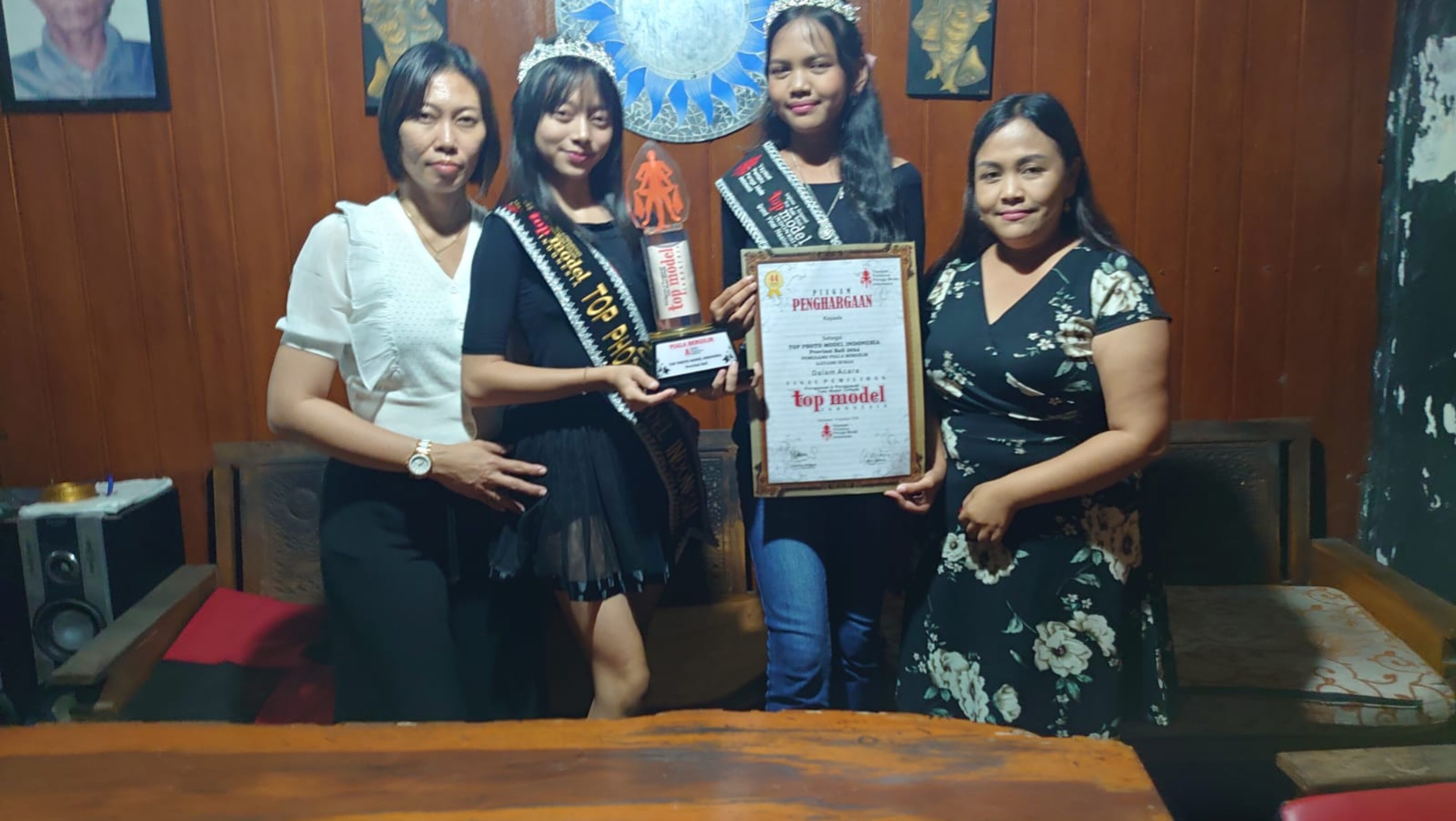 Dua Mutiara dari Bumi Makepung, Sukses Ukir Prestasi Top Photo Model Indonesia Provinsi Bali