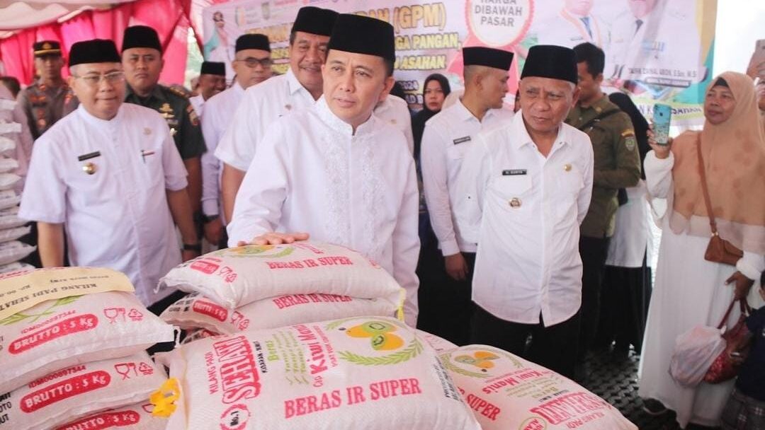 Agus Fatoni Sebarkan Semangat PON XXI Aceh-Sumut Melalui Safari Dakwah di Sumut