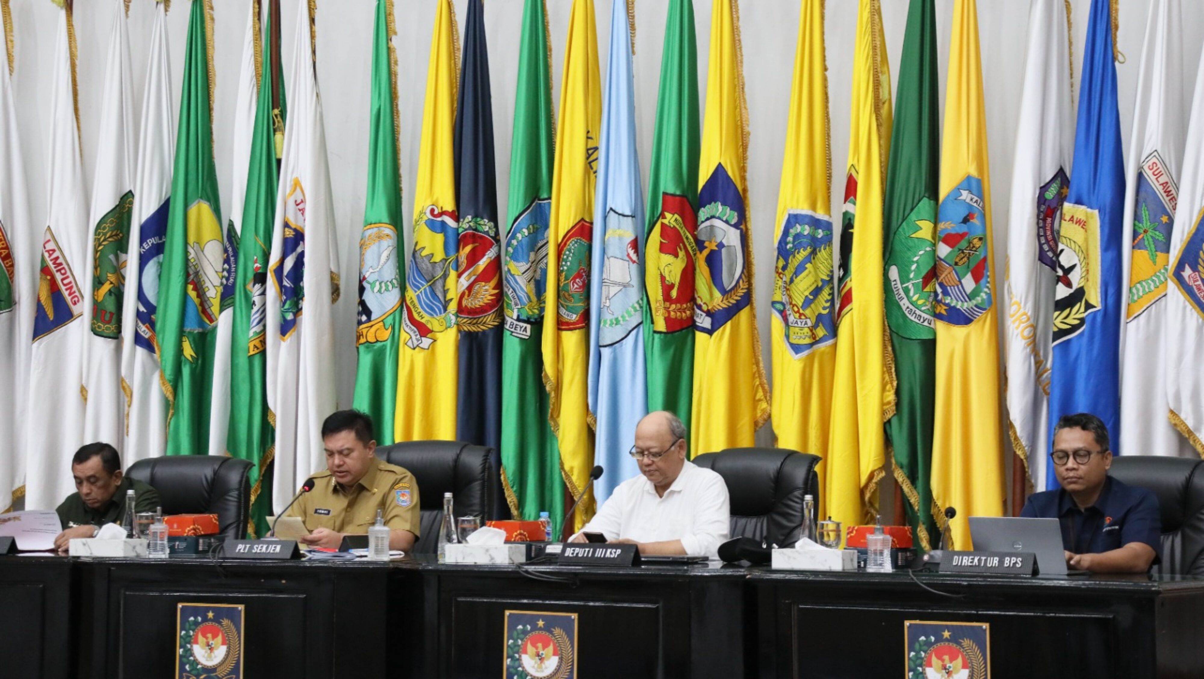 Plt. Sekjen Kemendagri Minta Pemda Perhatikan Kenaikan Harga Jelang HUT ke-79 Kemerdekaan RI