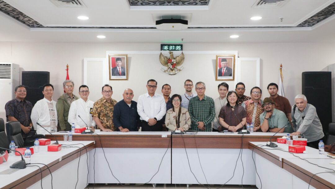 Ditjen Bina Adwil Bahas Penguatan Kolaborasi untuk Implementasi Kota Cerdas