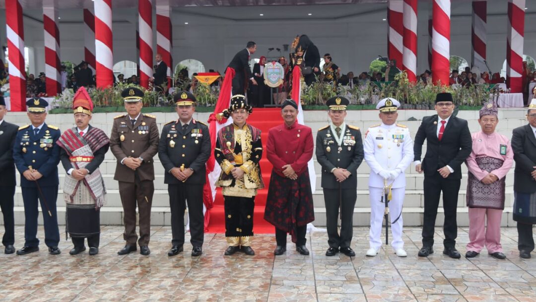 Pimpin Upacara HUT RI ke-79 di Sumut, Pj Gubernur Agus Fatoni Ajak Masyarakat Berpatisipasi dalam Gerakan Serentak Membangun Daerah